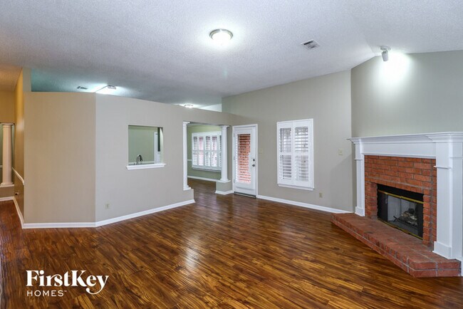 Building Photo - 1529 Appling Wood Cove S