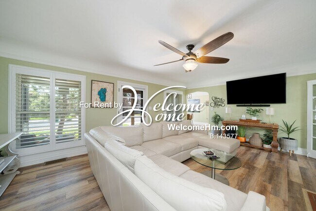 Building Photo - Remodeled Furnished Home in the Heart of Reno