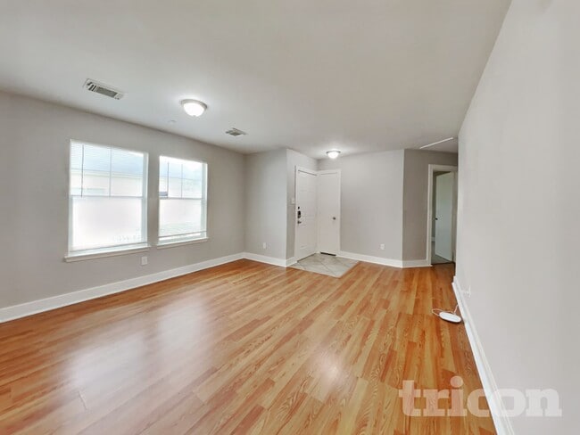 Building Photo - 6346 Hall Pond Ct