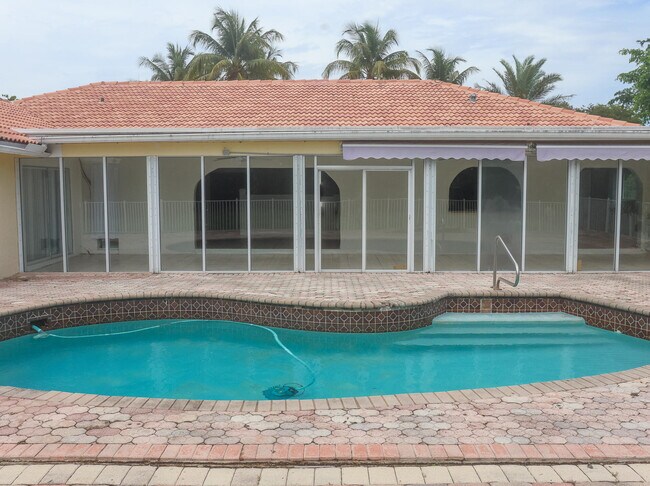 Foto del edificio - 11550 Sundance Ln