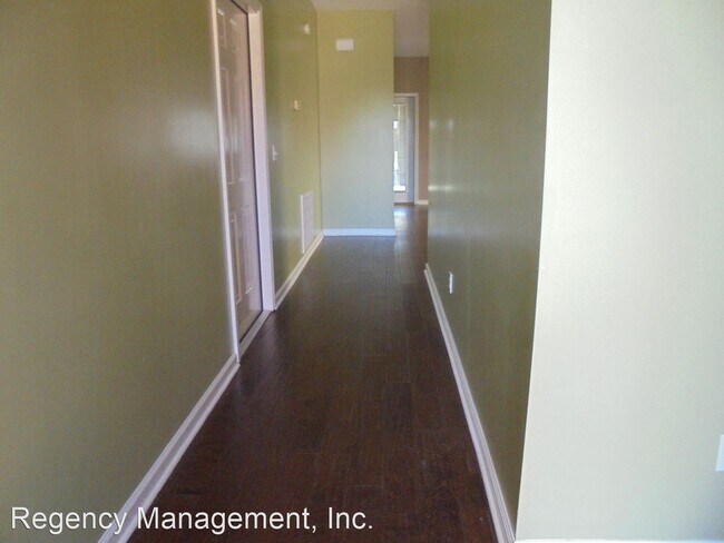 Foto del edificio - 3 br, 2 bath House - 116 Hall Hill Court