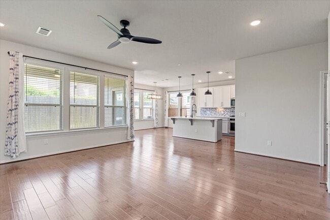 Building Photo - 4009 Delta Rose St