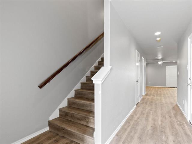 Foto del edificio - 105 Abbey Park Ct