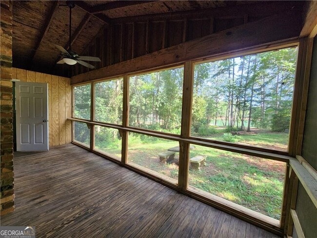 Building Photo - 1071 Powderbag Creek Rd