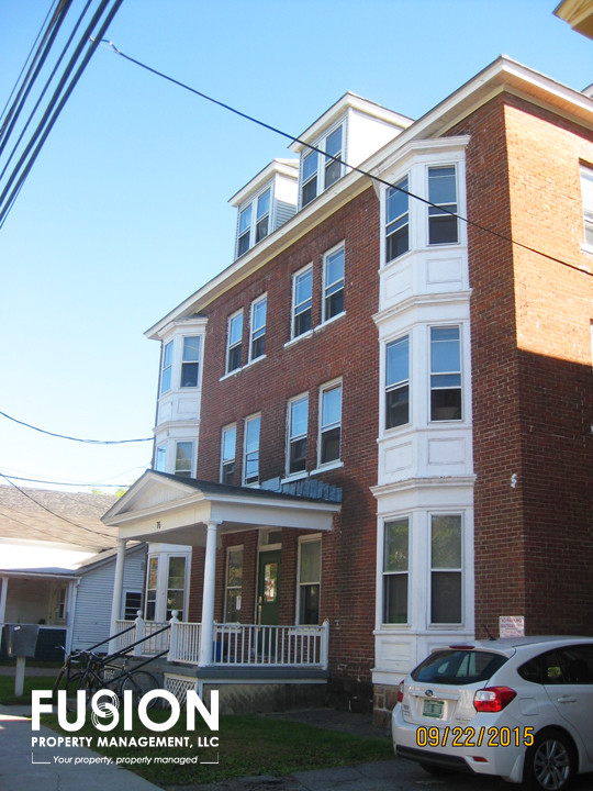 Primary Photo - 76 N Union St
