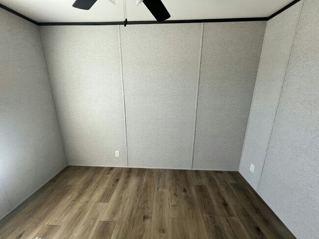 Foto del edificio - 15 Park Pl