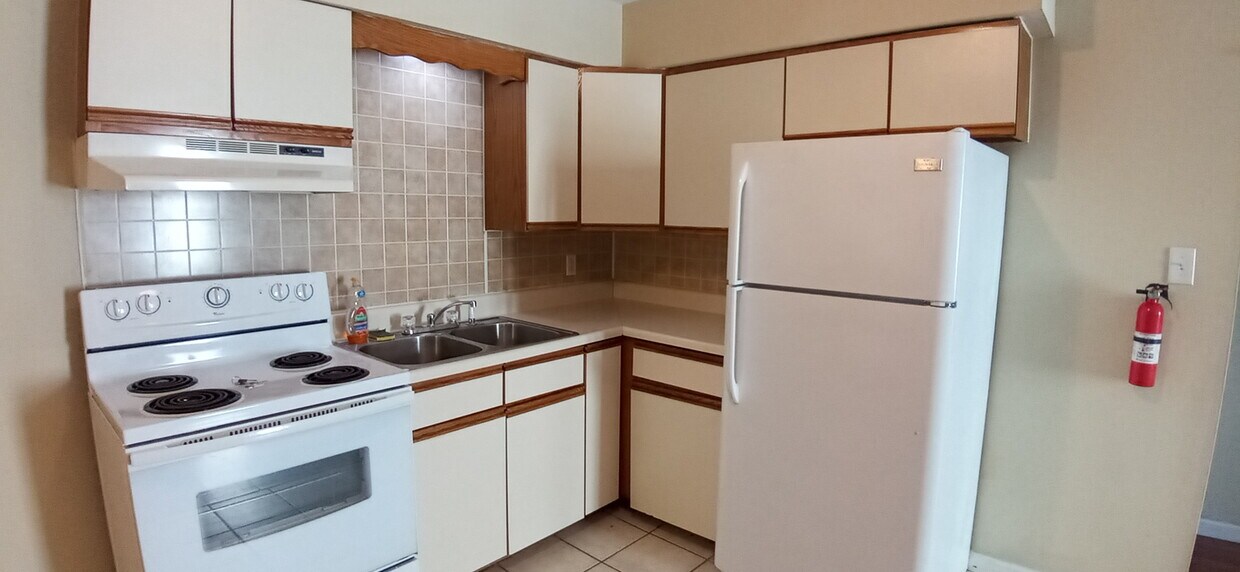 3 Butler St Unit Suite 1A, Pittston, PA 18640 Room for Rent in