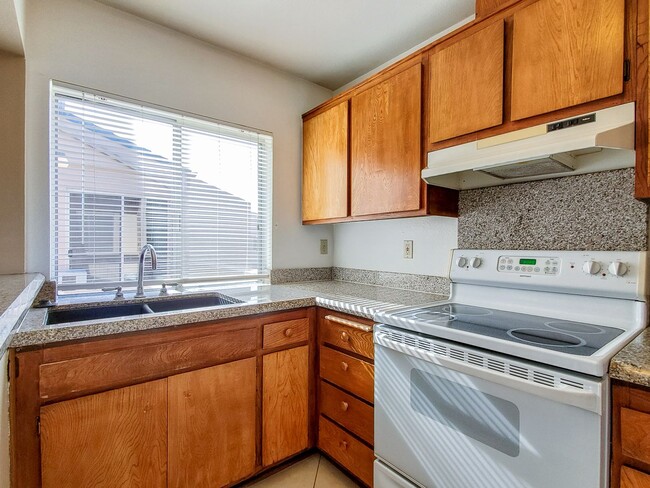 Building Photo - Clairemont Mesa East - Spacious 1 Bedroom ...