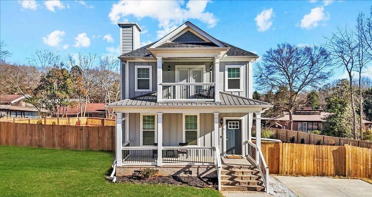 Primary Photo - 3BR, 2.5BA Home in Desirable Augusta Road ...