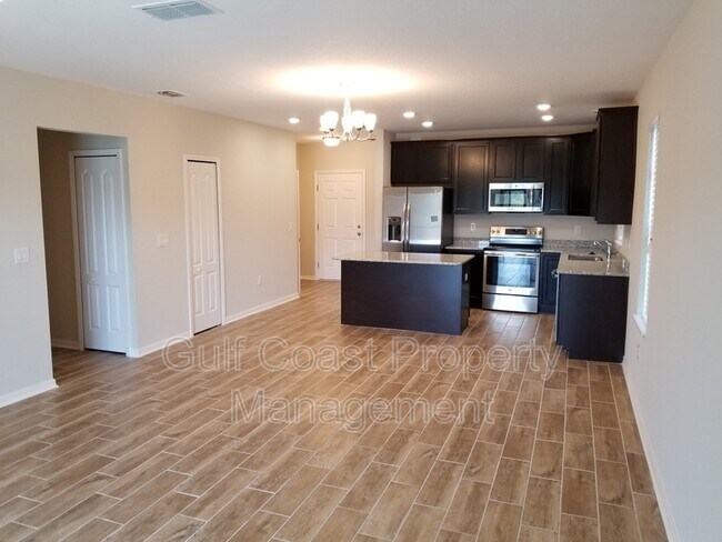 Building Photo - 4043 Wayfarer Way