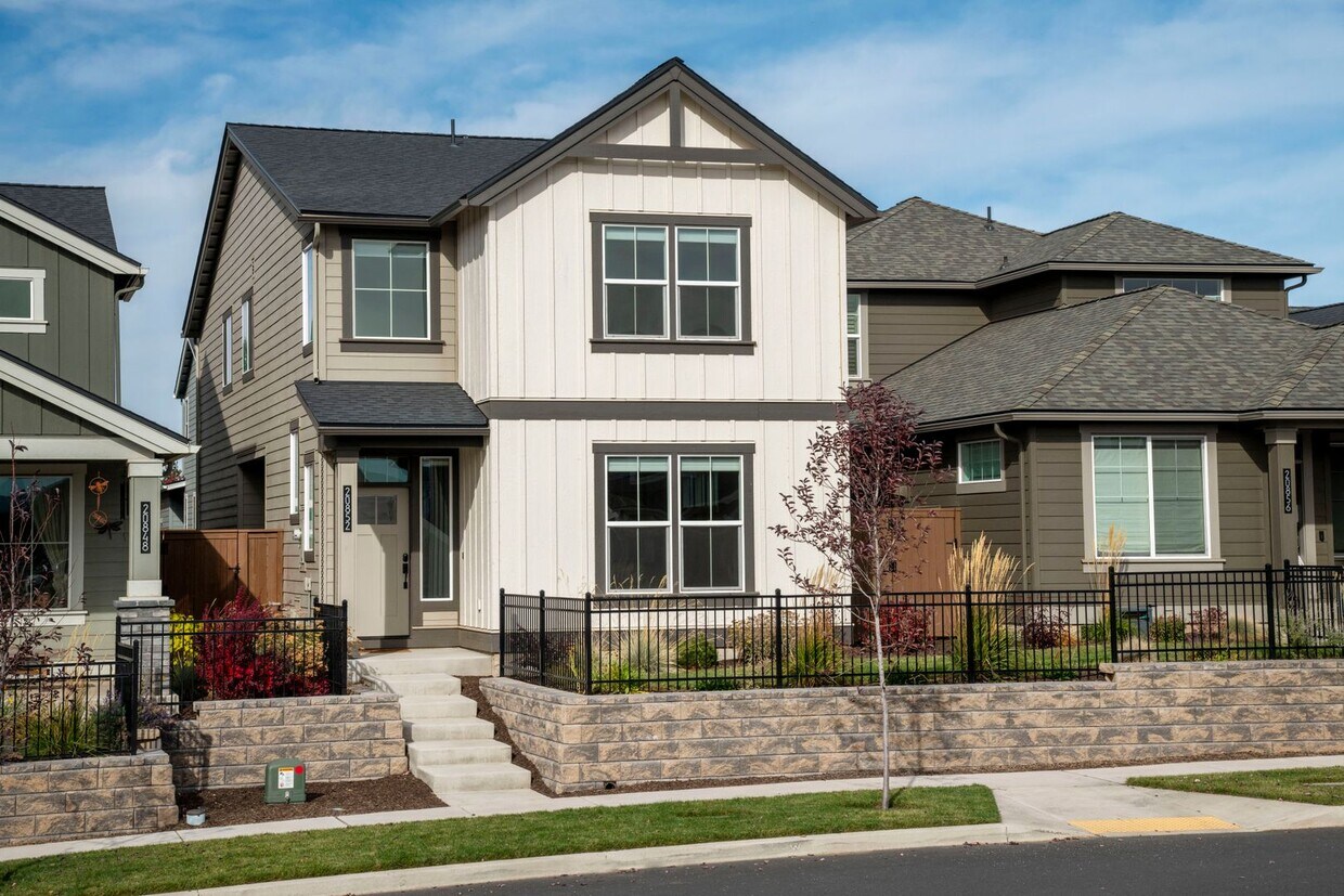 Foto principal - 20852 SE Denver Dr