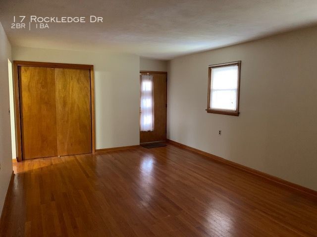 Building Photo - 17 Rockledge Dr