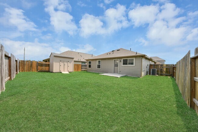 Building Photo - 13211 Karan Ct