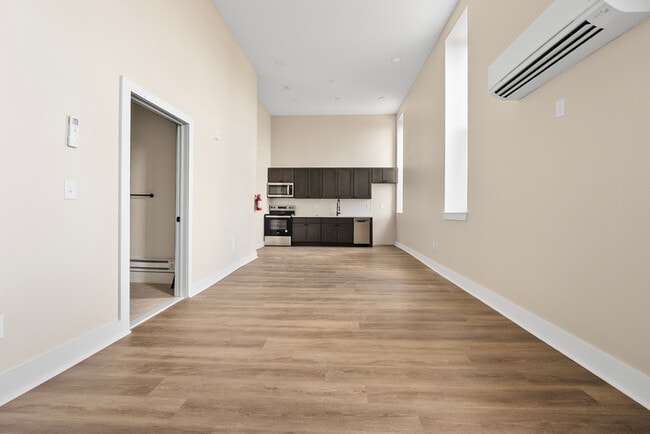 Photo - 22 N King St Apartment