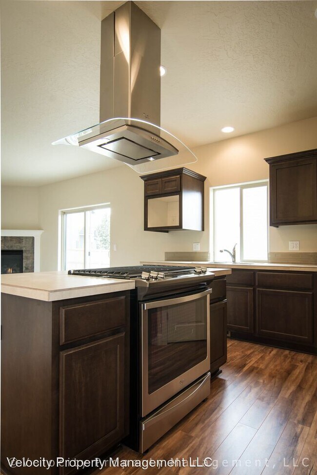 Building Photo - 20685 Tango Creek Ave
