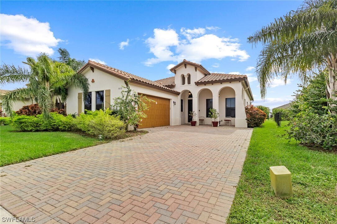 Foto principal - 5032 Salerno St