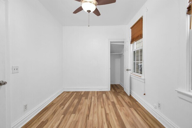 Building Photo - 360 Woodlawn Ave