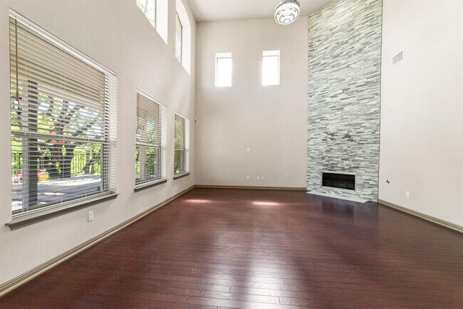 Foto del edificio - 15312 Spillman Ranch Loop