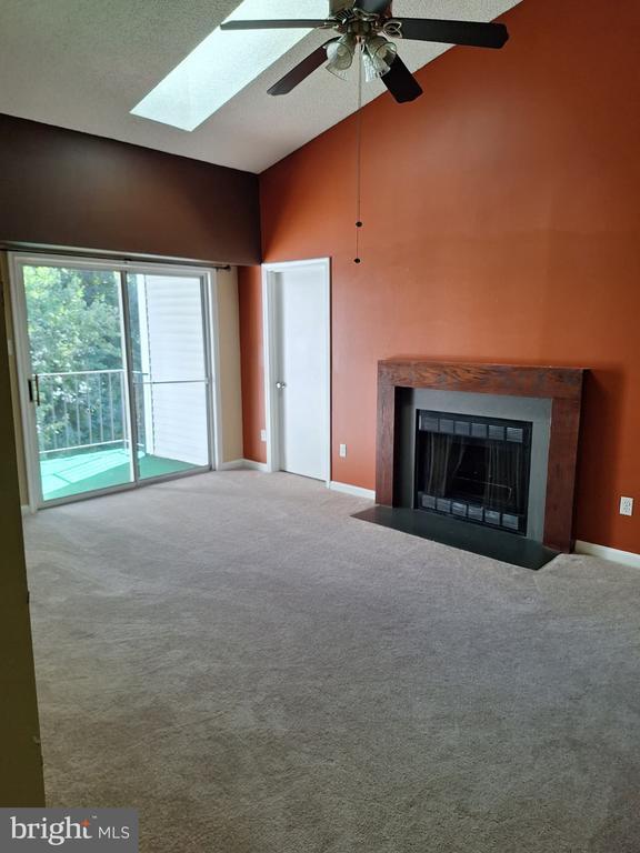 Foto del edificio - 12219 Chaucer Ln