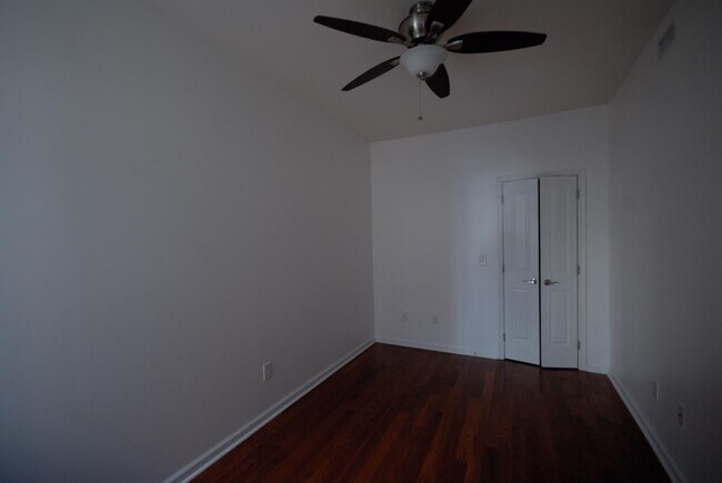 Habitación - 1821 N Willington St