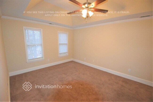 Foto del edificio - 4360 Riverlake Way