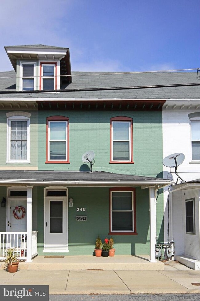 Building Photo - 246 Prospect Ave