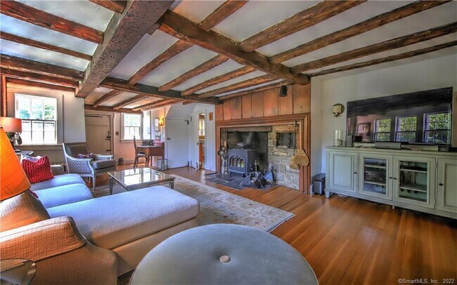 Foto del edificio - 96 Kings Hwy N