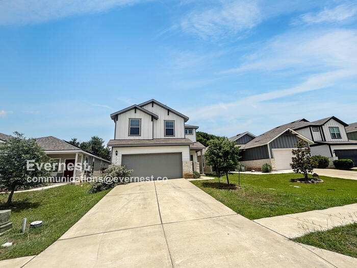 Primary Photo - Charming and Spacious 3-Bedroom Home with ...