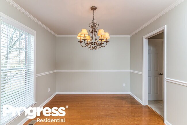 Foto del edificio - 117 Claybrook Ln