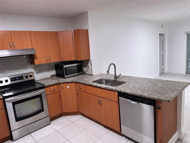 Building Photo - 3751 NW 115th Ave