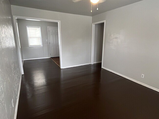 Foto del edificio - 1/2 Off First Months Rent!  Nice 3 Bedroom...