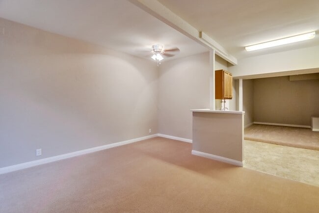Foto del edificio - 450+ Sqft Studio in University City