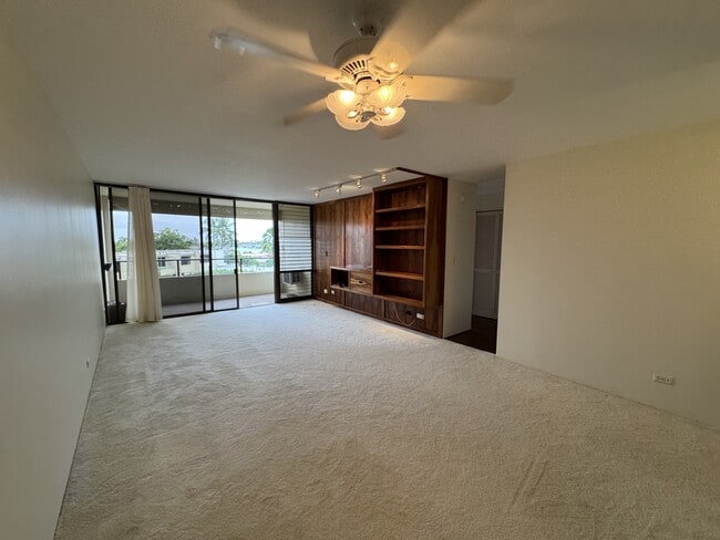 Building Photo - 6770 Hawaii Kai Dr