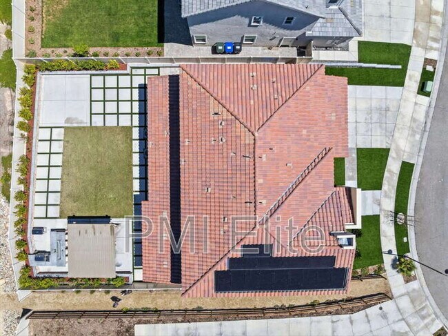 Foto del edificio - 28657 Windbreak Tr