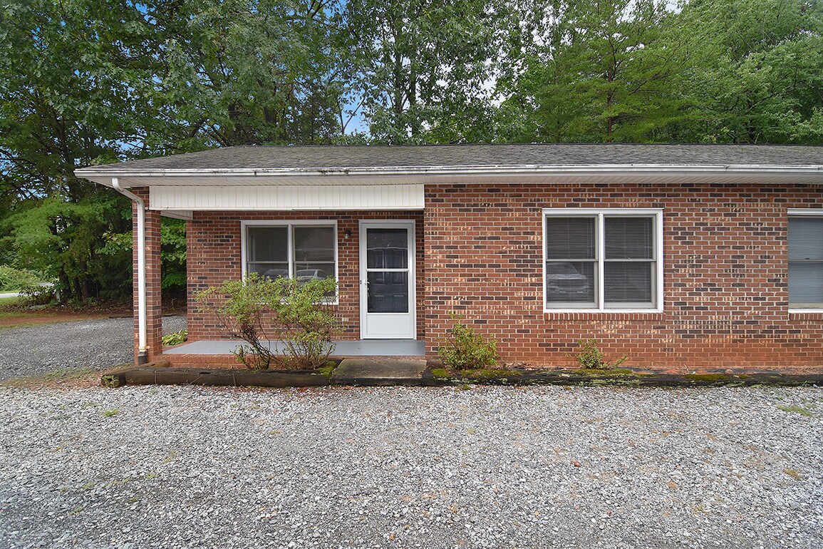 Foto principal - 335 Sunny Hill Dr