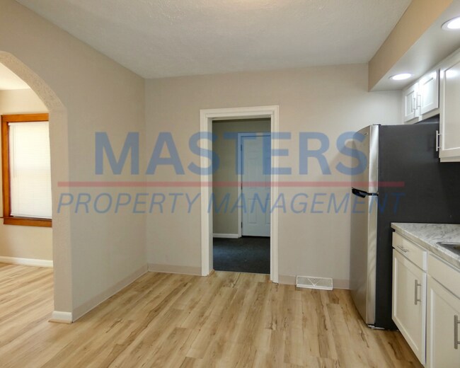 Foto del edificio - 1732 Newport Ave