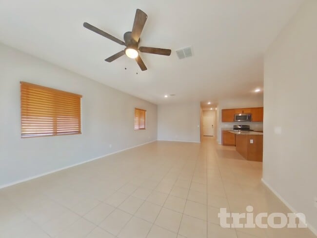 Foto del edificio - 45959 W Ranch Rd