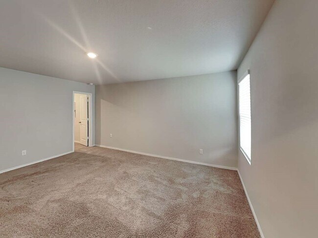 Foto del edificio - 14955 Watson Mill