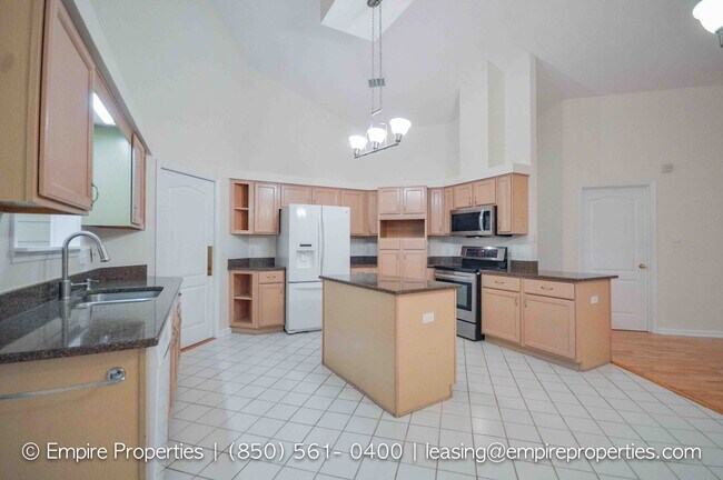 Foto del edificio - Lennox Mill Beauty