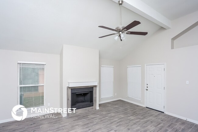 Foto del edificio - 7212 Blackthorn Dr