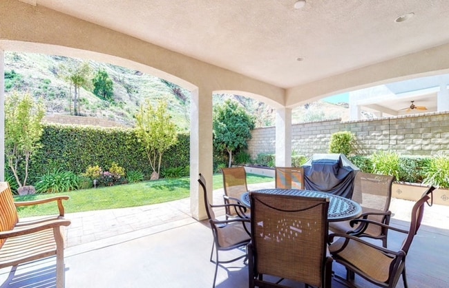 Building Photo - COMING SOON! Beautiful 4-Bedroom Home with Solar and EV Charger in West Hills, Valencia!