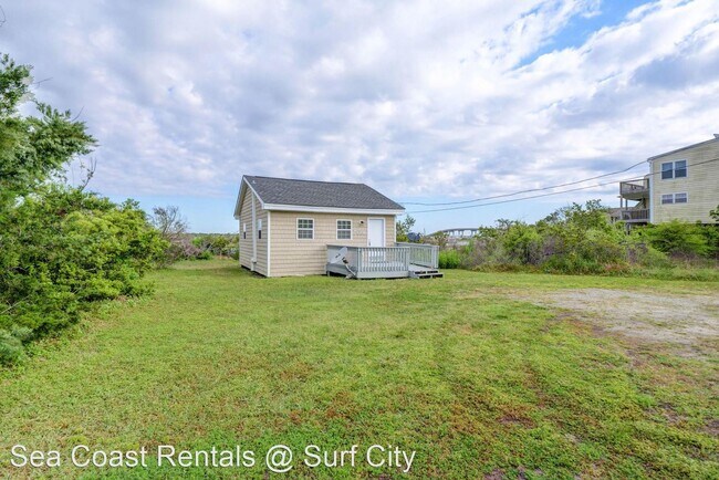 Building Photo - 1 br, 1 bath House - 709B S Topsail Drive