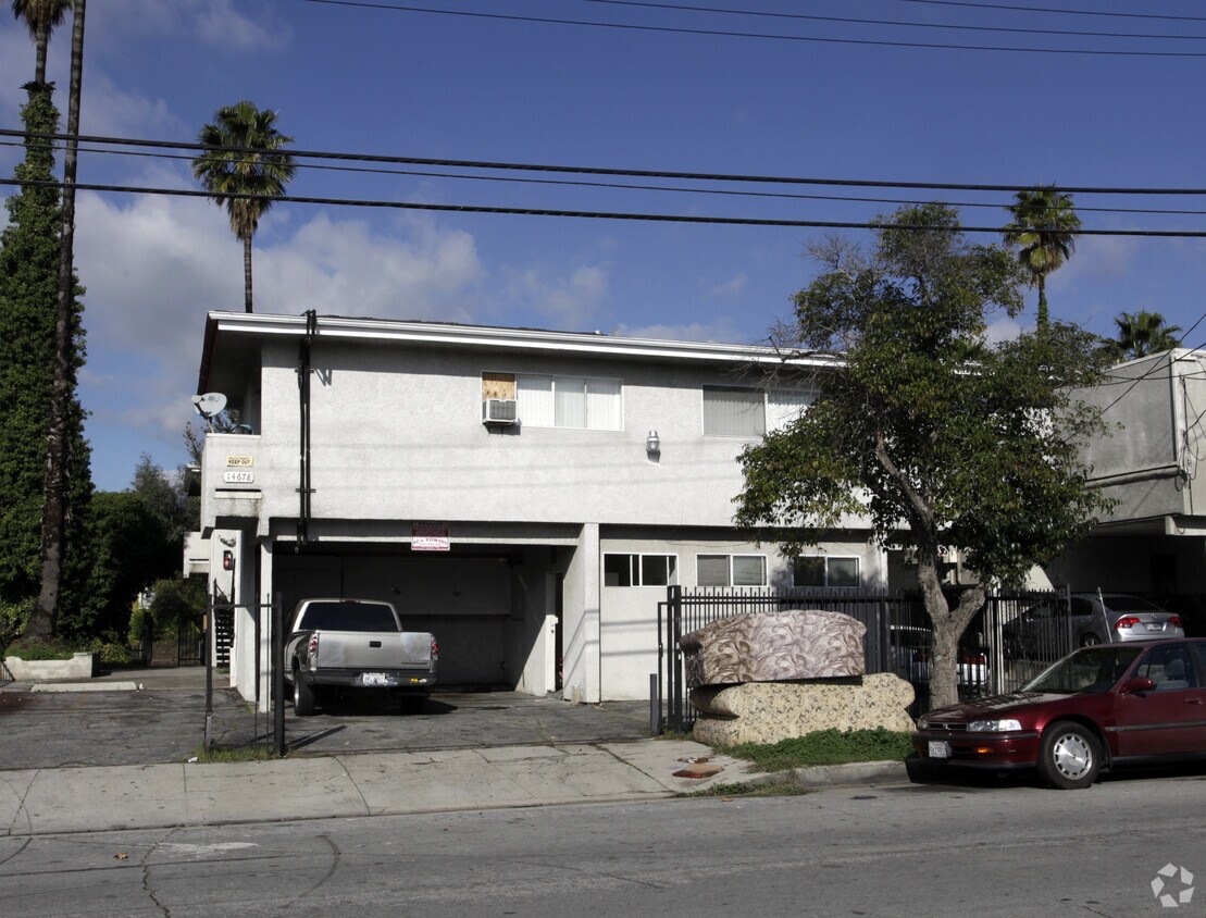 Foto del edificio - 14678 Hubbard Ave