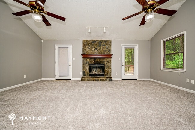 Building Photo - 145 Glenloch Pkwy