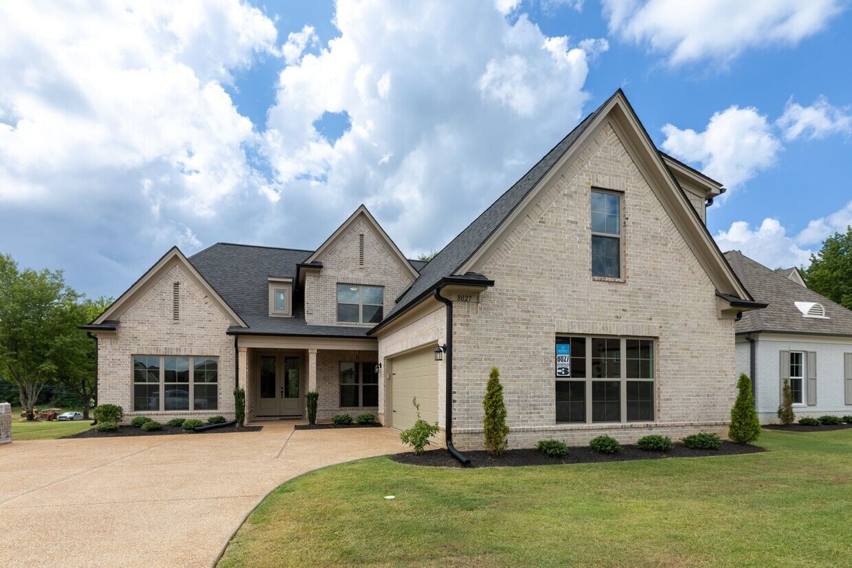 Foto principal - 8027 Christian Ct
