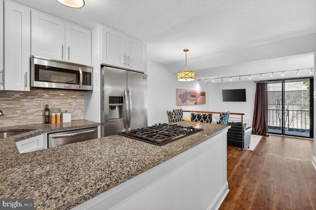 Foto del edificio - 2201 L St NW