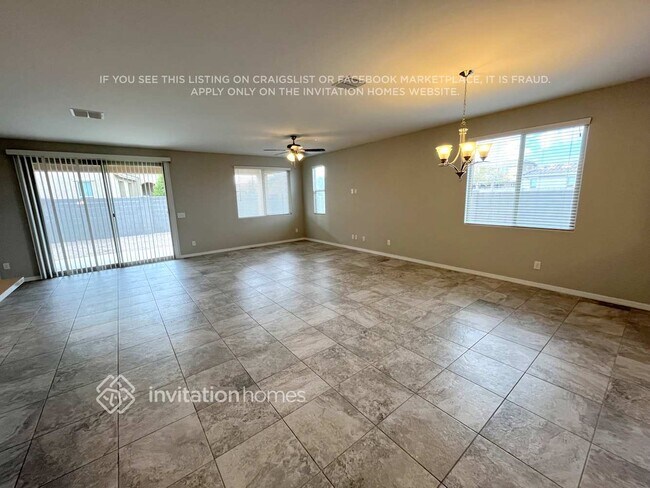 Foto del edificio - 22316 N 180th Dr