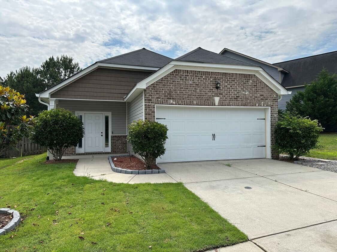 Foto principal - 3/2 Cottage style home in Columbia County!