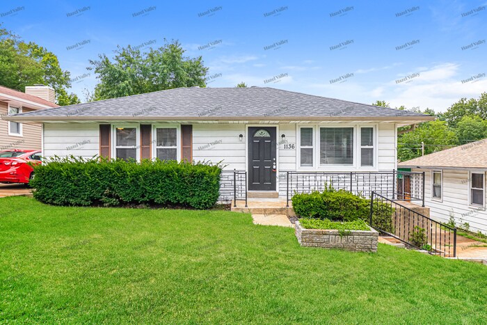 Foto principal - 1136 Maple Ave