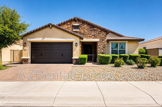 Building Photo - 9742 Thatcher Ave